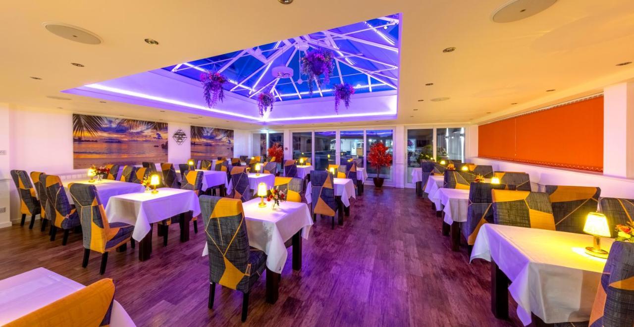 Saints Bay Hotel Bagian luar foto