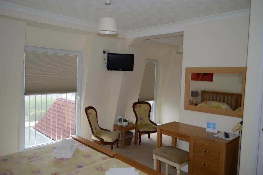 Saints Bay Hotel Bagian luar foto