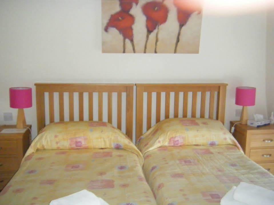 Saints Bay Hotel Bagian luar foto