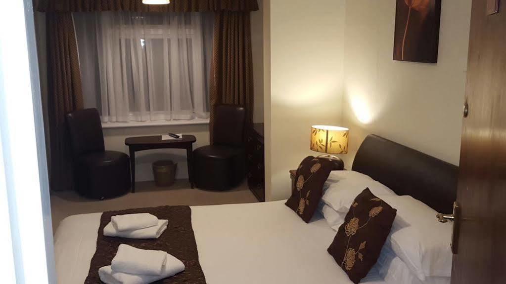 Saints Bay Hotel Bagian luar foto